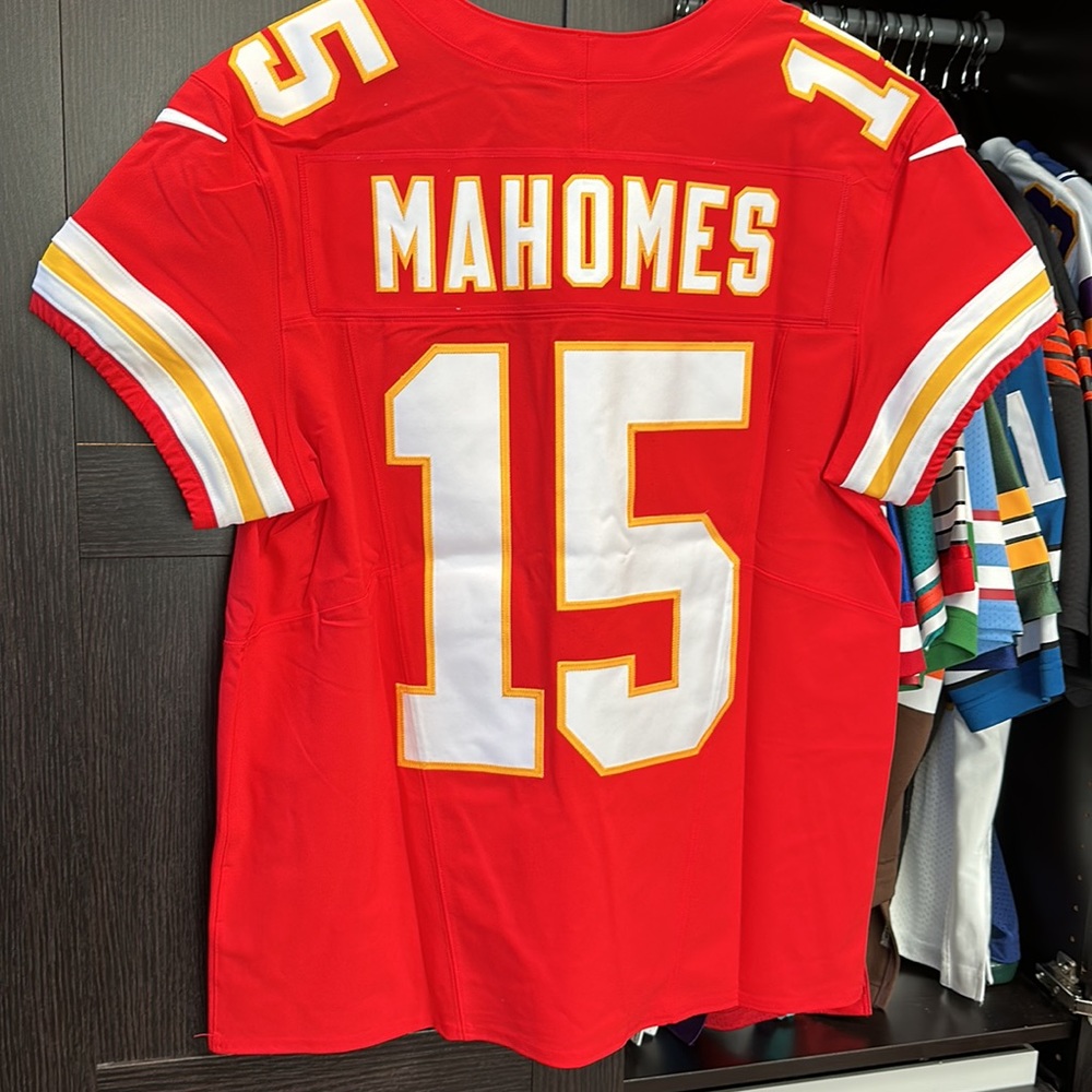 Patrick Mahomes Kansas City Chiefs Nike Vapor F.U.S.E Elite Authentic Jersey 40 - Picture 10 of 10